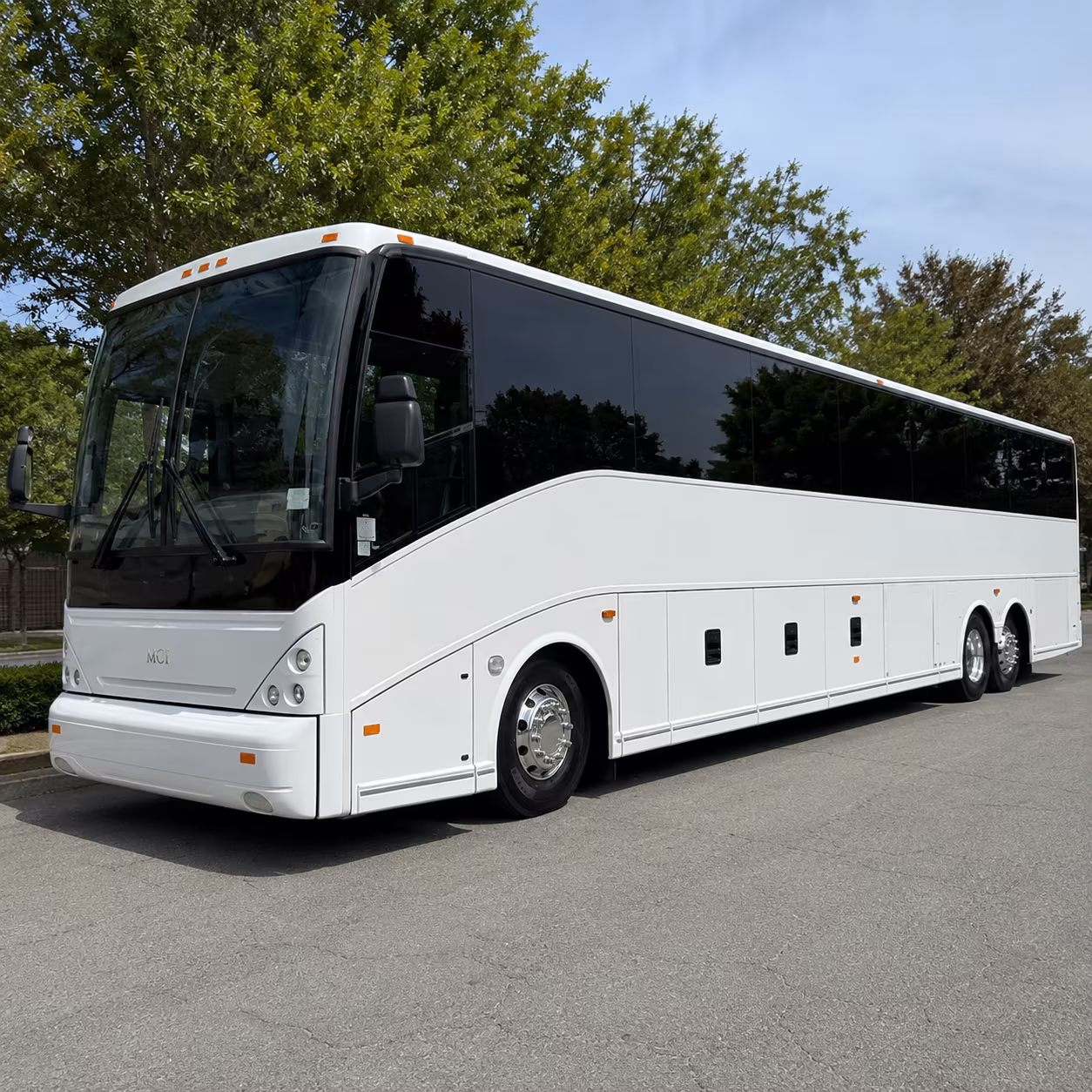 tamarac charter bus